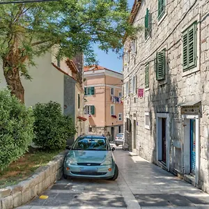 Under Constructiion , Split Kroatien