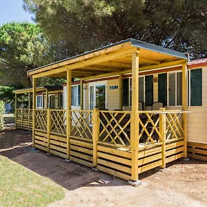 Camping Adria Mobile Homes In Brioni Sunny Camping 2*, Pula Kroatien